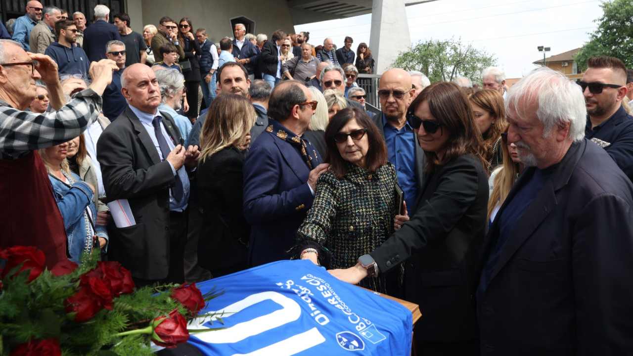 L'ultimo saluto di Brescia a Evaristo Beccalossi (Credits: Fotolive)